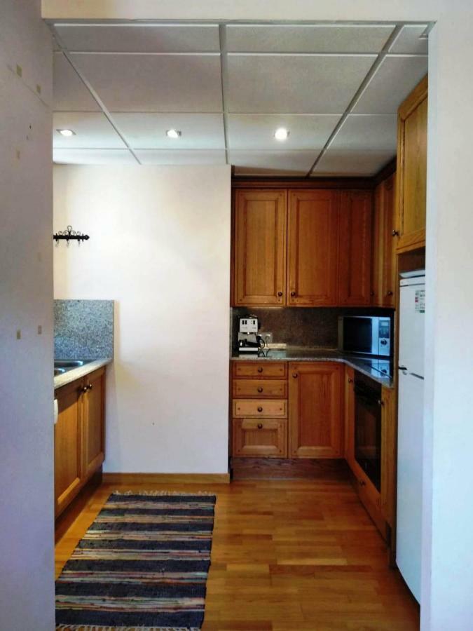 Duplex Familiar En Эстерри-д'Анеу Экстерьер фото