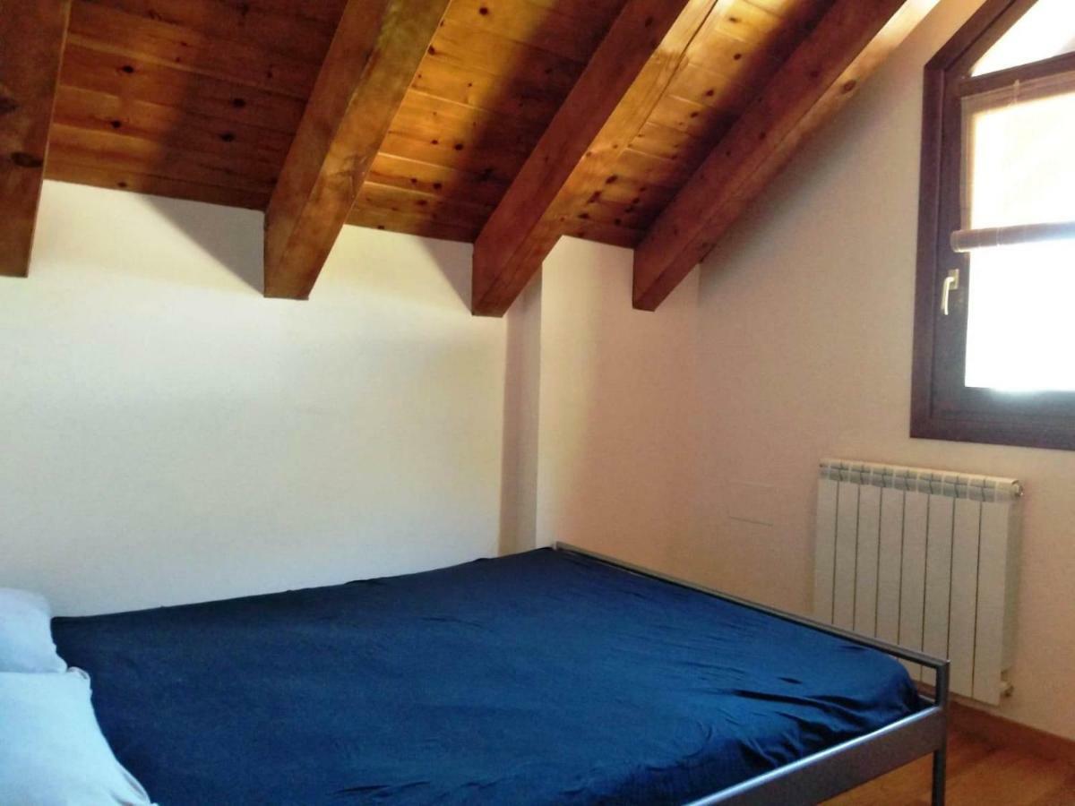 Duplex Familiar En Эстерри-д'Анеу Экстерьер фото